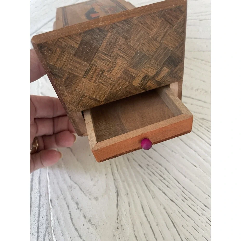 Vtg Inlaid Wood Japanese Mt Fuji  Secret Puzzle Box Wooden Jewelry/Stash Box